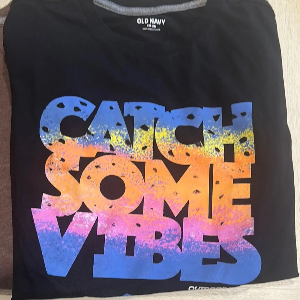 Old Navy Black Graphic Short Sleeve Tee - Picture 3 of 3